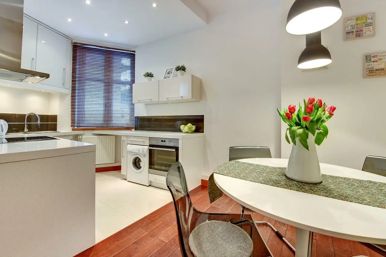 Grand Apartments - Brooklyn 2 Bedroom Apartment Sopot